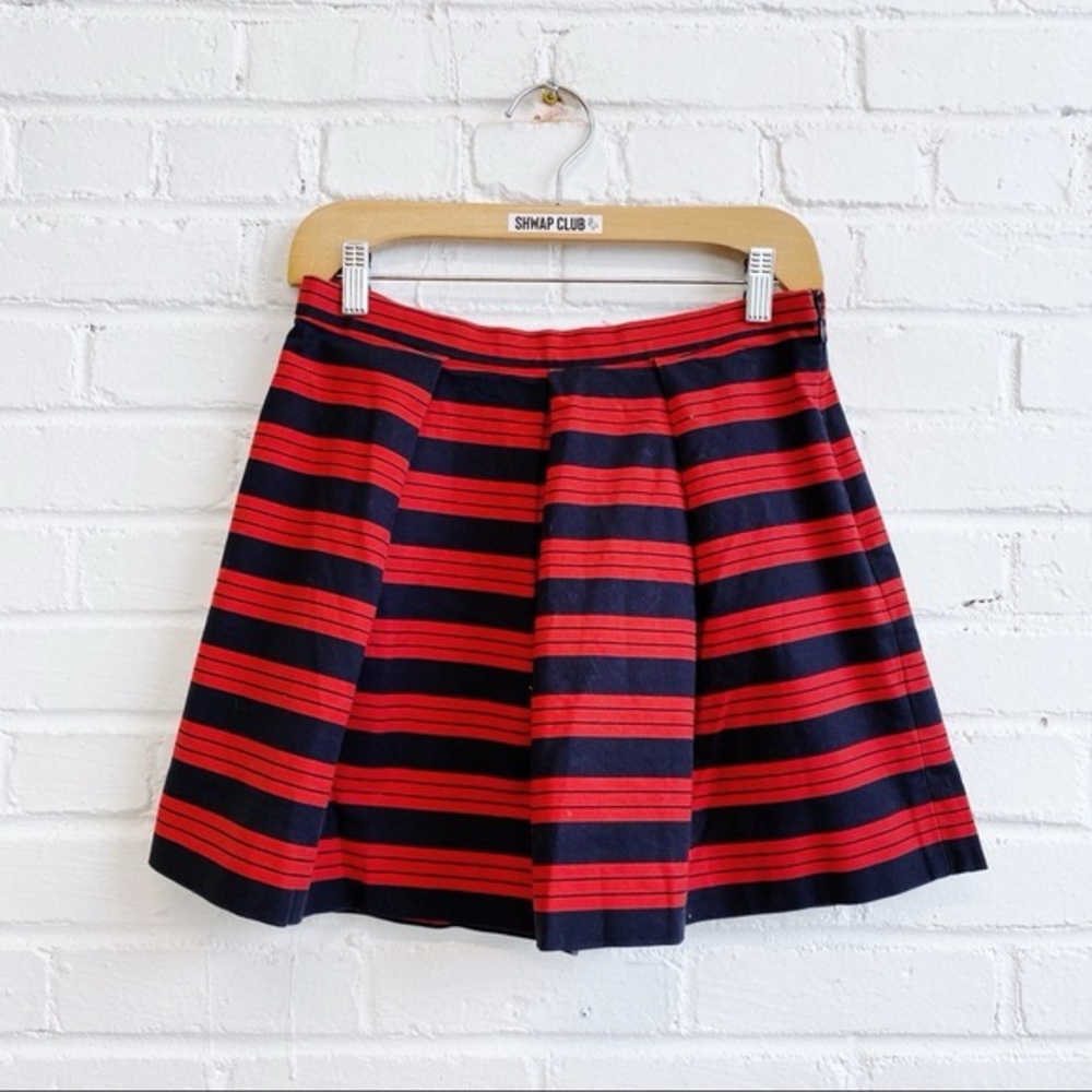 Gap Navy blue and Red stripped skirt